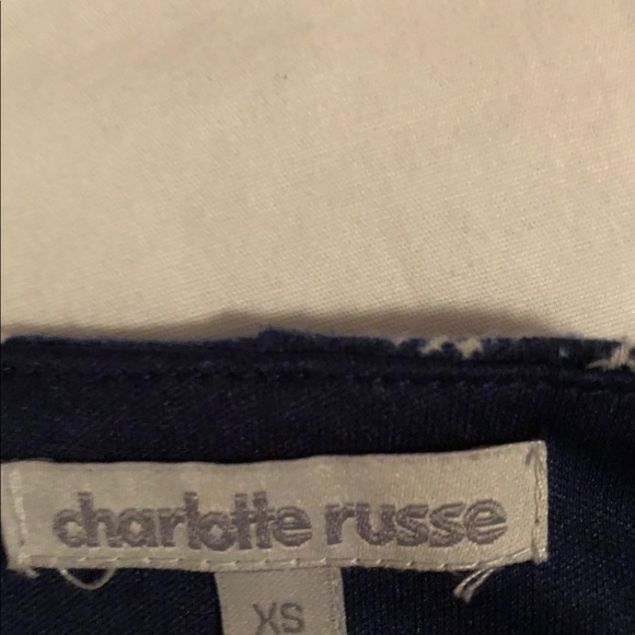 Floral tank - Picture 4 of 4